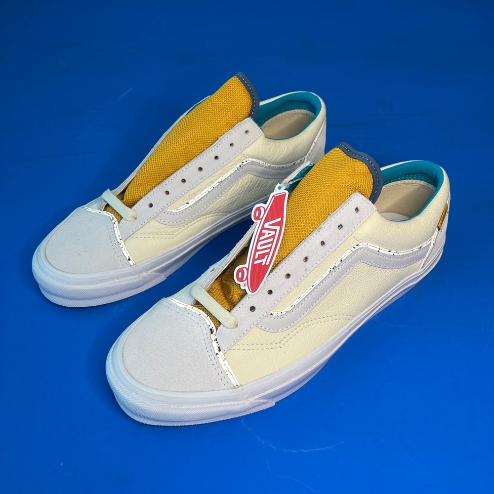 Vans
OG Style 36 UL LX 'Devil's details’
Brand new - Picture 2 of 13